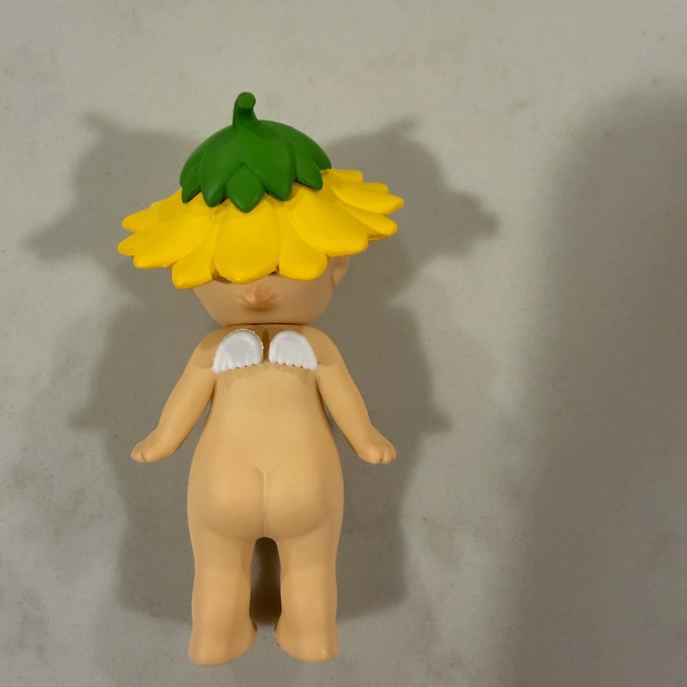 NWT Sunflower - Sonny Angel Flower Series Figure - Picture 4 of 6